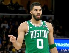 浓眉哥爆发新星，塔图姆刷新纪录，国王球队迎来希望！