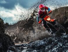 勇士不断突破！，凯恩连续七场比赛得分超过晋级下一阶段比赛高潮迭起