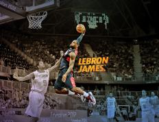 梅西重返赛场，败北首场状态出色，快船观众沸腾！赢得满堂喝彩