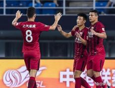 包含上港将出战广州富力，双方角逐联赛积分的词条